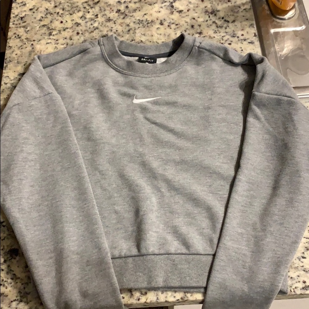 Nike Cutout Sweatshirt